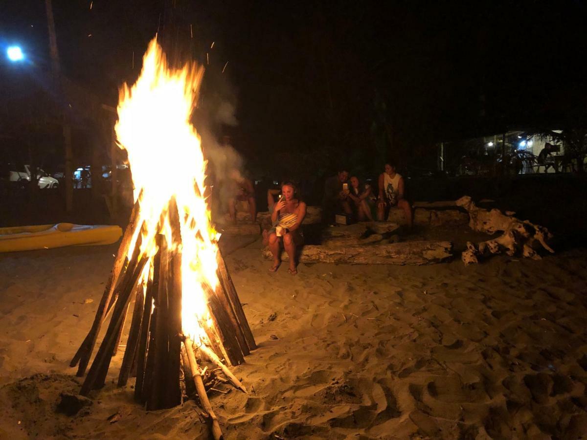فندق باليرفي  North Shore Surf Camp المظهر الخارجي الصورة